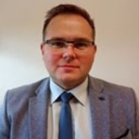 Dr. Damian Wojcieszak avatar image