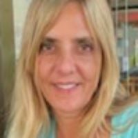 Dr. Cecília Castro avatar image