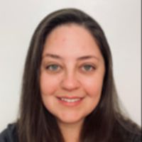 Dr. Mariane Beline avatar image