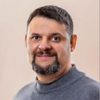 Dr. Artem Artyukhov avatar image