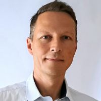 Dr. Tomaz Kek avatar image