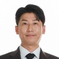 Dr. Sung-Woo Kim avatar image