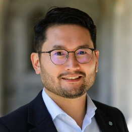 Dr. Max Wagener avatar image