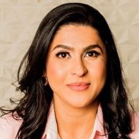 Dr. Ana Karine F. Carvalho avatar image