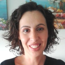 Dr. Gabriela Ferreira de Vasconcelos Martins avatar image