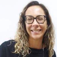 Dr. Adriana Evaristo De Carvalho avatar image