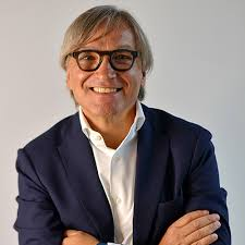 Prof. Dr. Giancarlo Pruneri avatar image