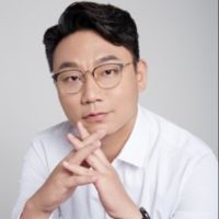 Dr. Hu Huang avatar image