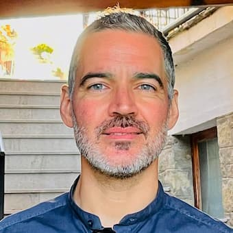 Dr. Ioannis Anastopoulos avatar image