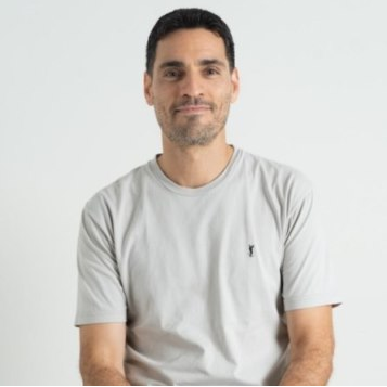 Dr. Leonardo Luis Fruttero avatar image