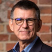 Dr. Uwe Schneider avatar image