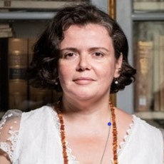 Dr. Ana Paula Da Costa Ribeiro avatar image