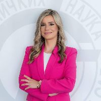 Dr. Andrea Ivanisevic avatar image