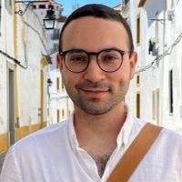 Dr. Kayo Santana Barros avatar image