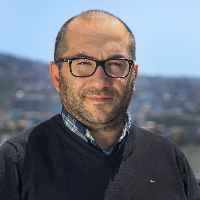 Dr. Javier Silva avatar image