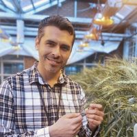 Dr. Javier Mora-Macias avatar image