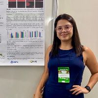 Dr. Larissa Tessaro avatar image