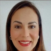 Dr. Camila Da Silva avatar image