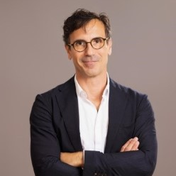 Prof. Dr. Minja Bolesnikov avatar image