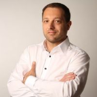 Dr. Alexander Müller avatar image