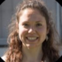 Dr. Fátima Santos avatar image