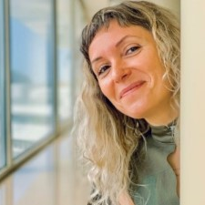 Prof. Dr. Emília Simão avatar image