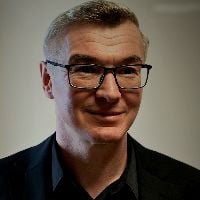 Dr. Mirosław Szczepanik avatar image