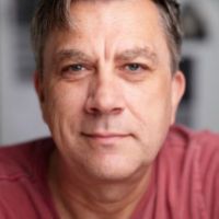 Dr. Dagomir Kaszlikowski avatar image