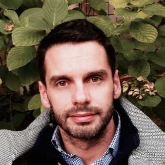 Dr. Manuel Roveri avatar image