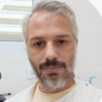 Dr. Axel Hollmann avatar image