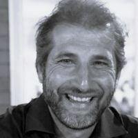 Dr. Gonçalo Castro Henriques avatar image