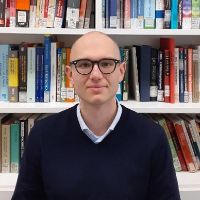 Dr. Lorenzo Cavallucci avatar image