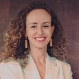 Dr. Patrícia Silveira avatar image