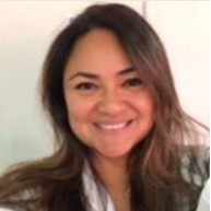 Dr. Glenda Roberta Oliveira Naiff Ferreira avatar image