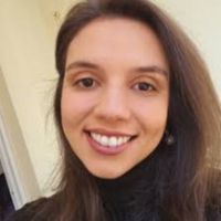 Dr. Livia Alvarenga avatar image