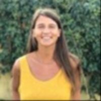 Dr. Claudia De Luca avatar image