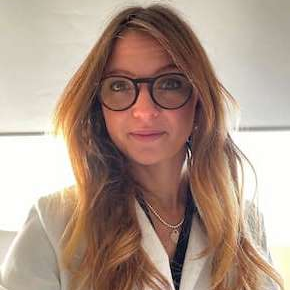 Dr. Elisabetta Camajani avatar image