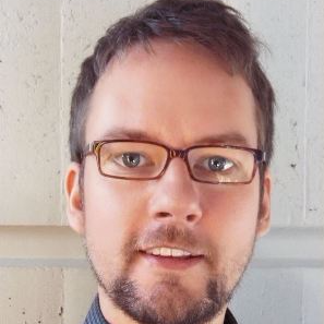 Dr. Arne Bröring avatar image