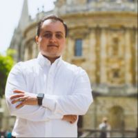 Dr. Avar Almukhtar avatar image