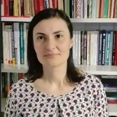 Dr. Loredana Ivan avatar image