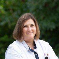 Prof. Dr. Laurie Henry avatar image