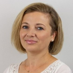 Dr. Ewa Dresler avatar image