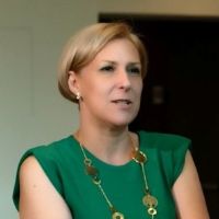 Dr. Laura Cismaru avatar image