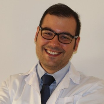 Dr. Andrés González García avatar image