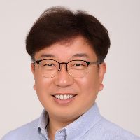 Dr. Yong-Jun Kwon avatar image