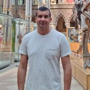 Dr. Fabrício Carvalho avatar image