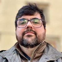 Dr. Gilvan Lunz Debona avatar image