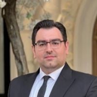 Dr. Arya Abdollahi avatar image