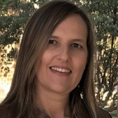 Dr. Isabel Mafra avatar image