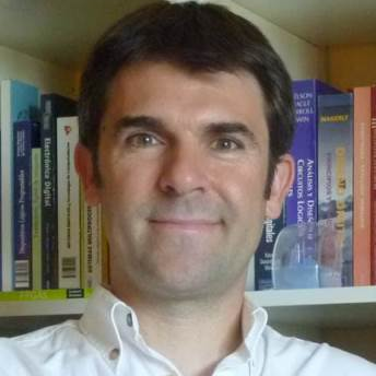 Dr. Javier Vázquez avatar image